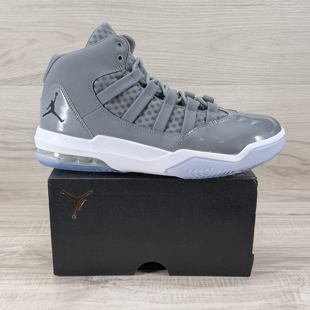 Nike Air Jordan Max Aura Cool Grey Men's Size 9 Basketball Shoes New